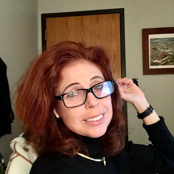 Meet your Posher, Rebecca - Picture 4 of 5